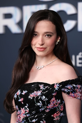 2298141965_f.jpg